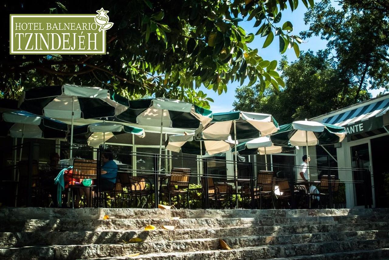 Hotel Balneario Tzindejeh Tasquillo ภายนอก รูปภาพ